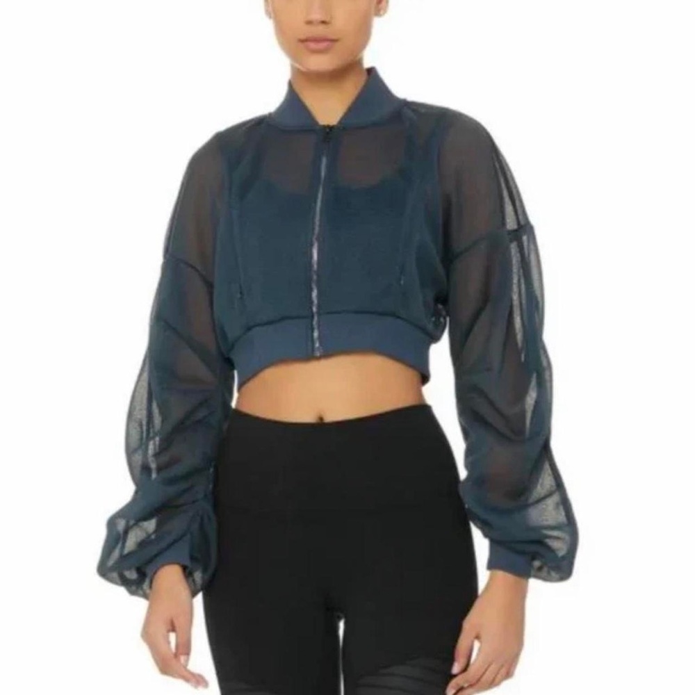 BNWT Alo Yoga Field Crop Jacket in Eclipse XS